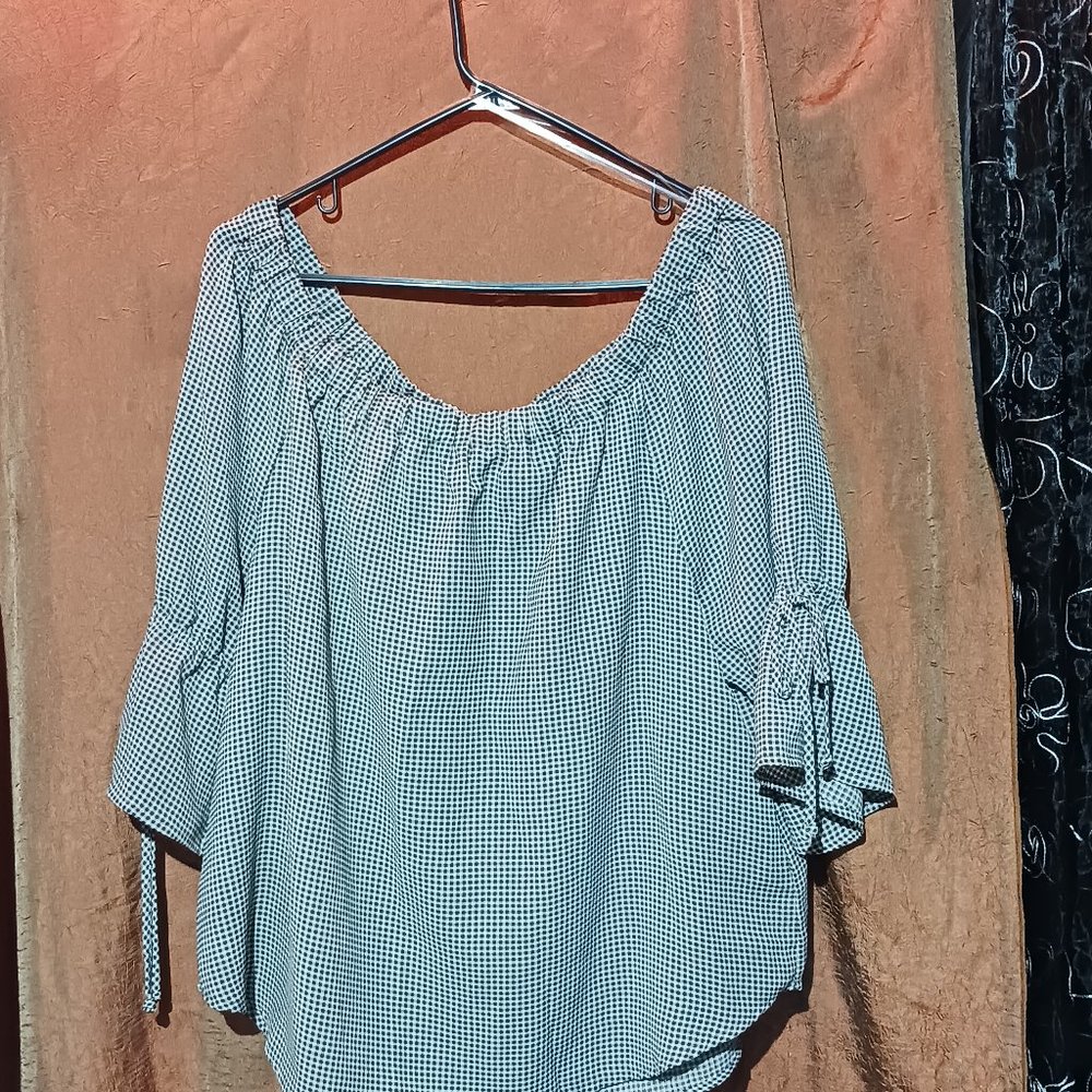 Maurices XL womens Crop Top